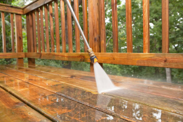 Best Playground Equipment Cleaning  in Rio Bravo, TX